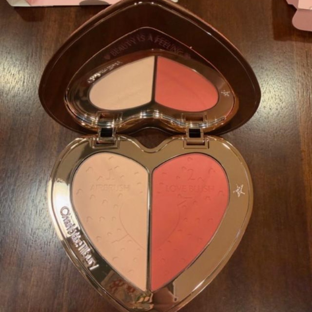Charlotte Tilbury Beauty Soulmates Face Palette in Peach LE